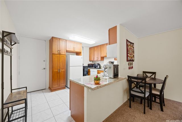 95-2039 Waikalani Place C402, Mililani, HI 96789