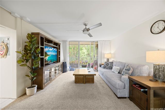 95-2039 Waikalani Place C402, Mililani, HI 96789