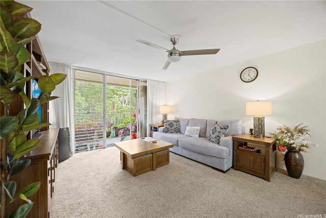 95-2039 Waikalani Place C402, Mililani, HI 96789