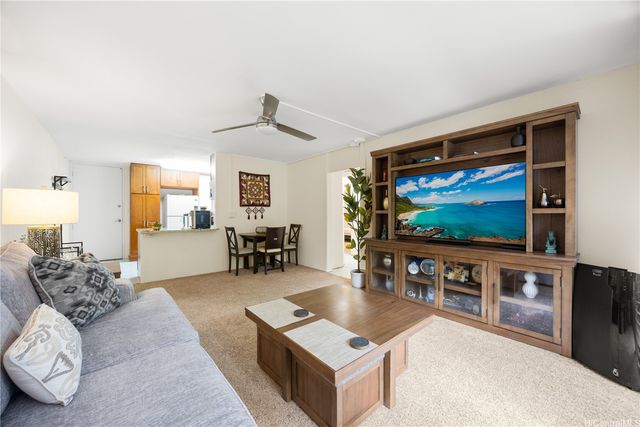 95-2039 Waikalani Place C402, Mililani, HI 96789