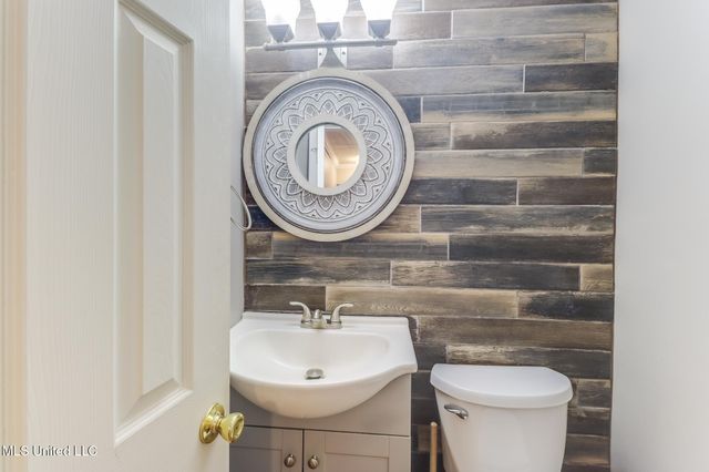 125 Vance Place, Long Beach, MS 39560