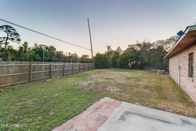 125 Vance Place, Long Beach, MS 39560
