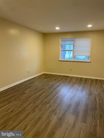 304 CHRISTOPHER PL, Primos, PA 19018