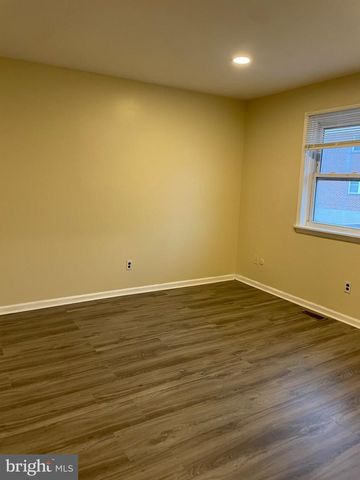 304 CHRISTOPHER PL, Primos, PA 19018