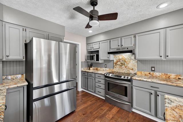 4 Buoy Court, Salem, SC 29676