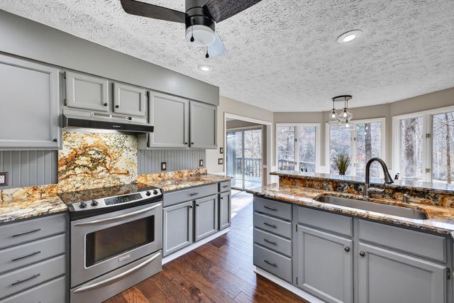 4 Buoy Court, Salem, SC 29676