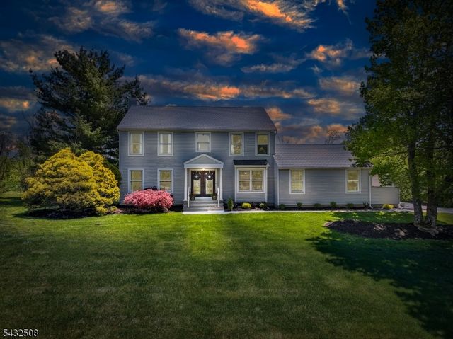 22 Lauren Ln, Vernon Twp., NJ 07461