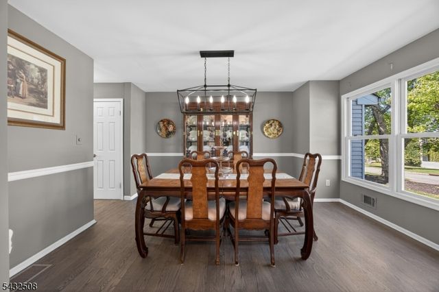 22 Lauren Ln, Vernon Twp., NJ 07461