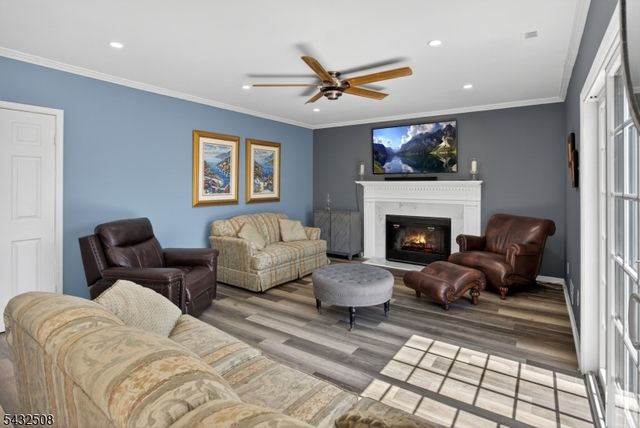 22 Lauren Ln, Vernon Twp., NJ 07461