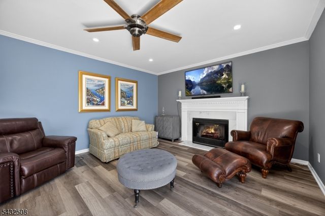 22 Lauren Ln, Vernon Twp., NJ 07461