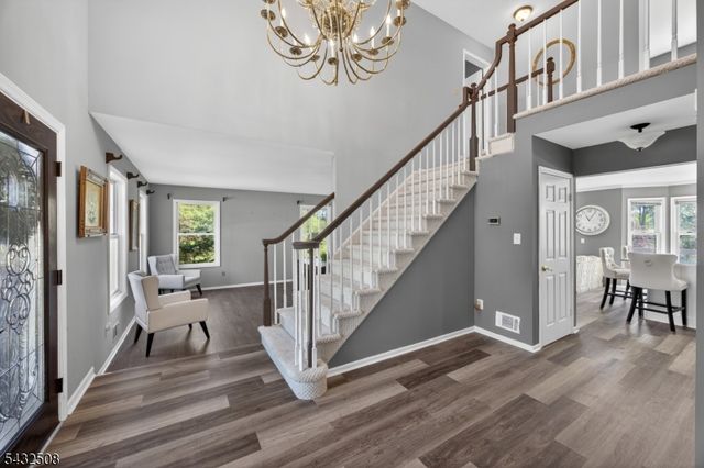 22 Lauren Ln, Vernon Twp., NJ 07461