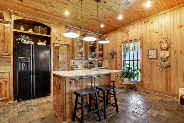 575 County Road 1214, Quitman, TX 75783