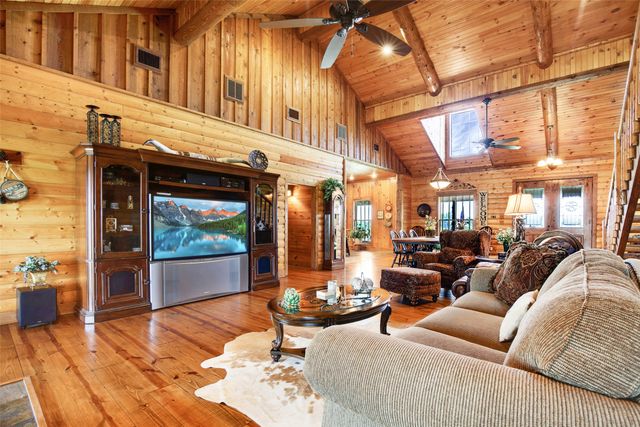 575 County Road 1214, Quitman, TX 75783