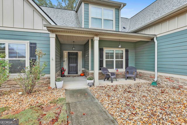 409 Walden Pond Way, Senoia, GA 30276