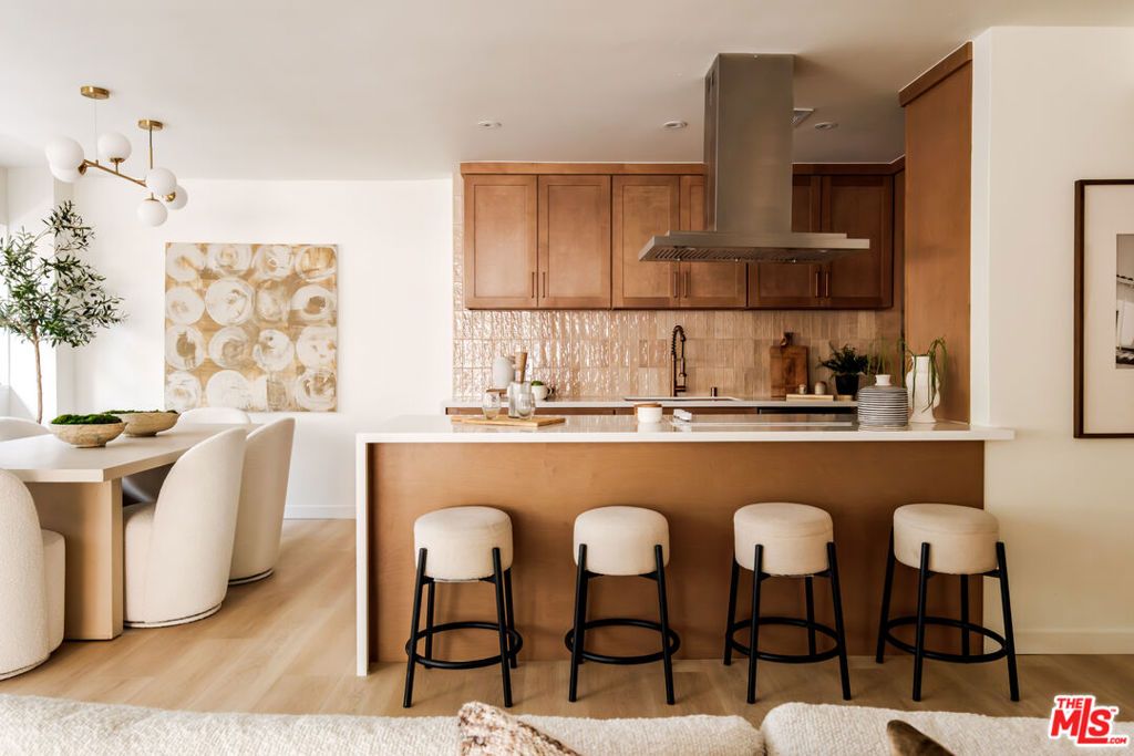 10701 Wilshire Boulevard 306, Los Angeles, CA 90024