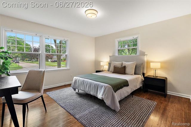 21235 River Road, Grosse Pointe Woods, MI 48236