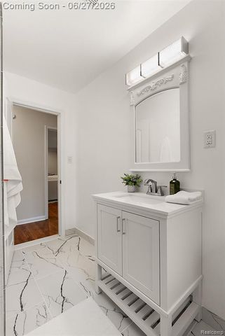 21235 River Road, Grosse Pointe Woods, MI 48236