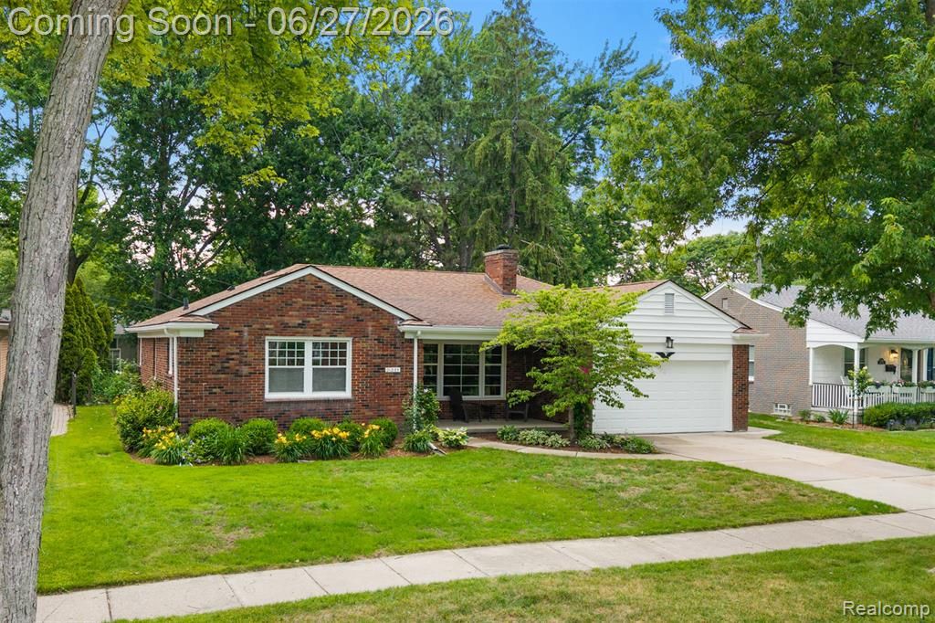 21235 River Road, Grosse Pointe Woods, MI 48236