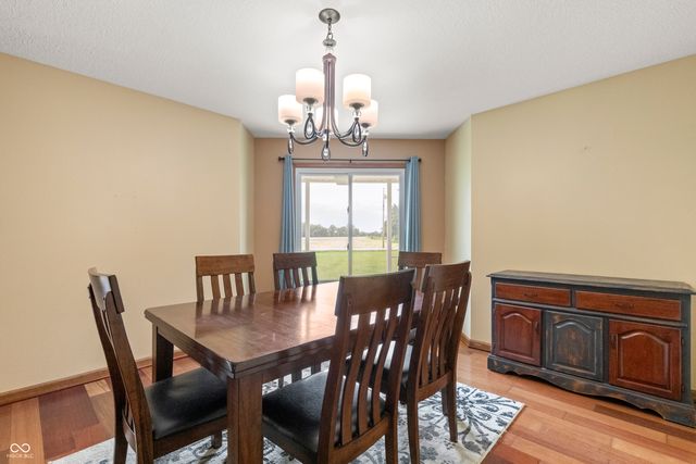 9735 S 400 W, Pendleton, IN 46064