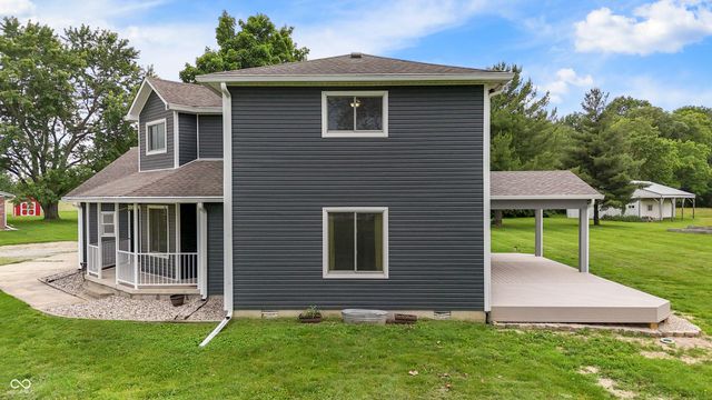 9735 S 400 W, Pendleton, IN 46064