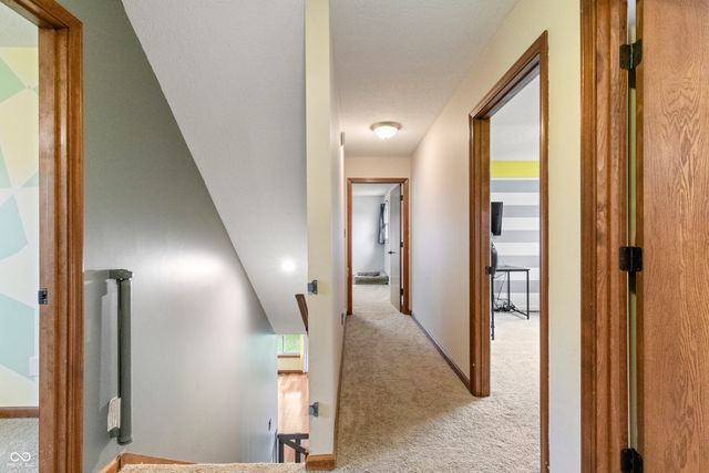9735 S 400 W, Pendleton, IN 46064