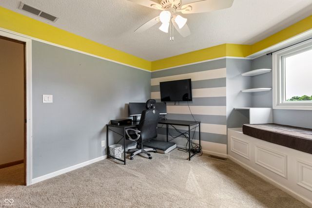 9735 S 400 W, Pendleton, IN 46064