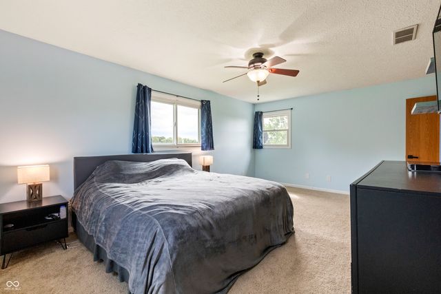 9735 S 400 W, Pendleton, IN 46064