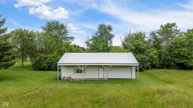 9735 S 400 W, Pendleton, IN 46064