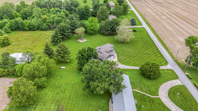 9735 S 400 W, Pendleton, IN 46064