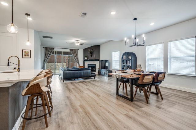 2813 Acadia Drive, Corinth, TX 76210