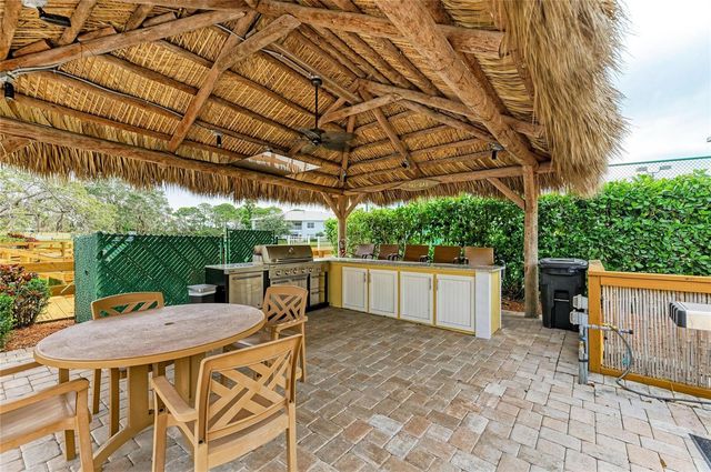 250 HIDDEN BAY DRIVE 301, Osprey, FL 34229