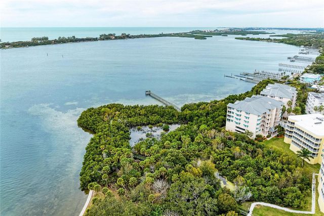 250 HIDDEN BAY DRIVE 301, Osprey, FL 34229