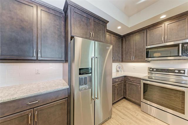 250 HIDDEN BAY DRIVE 301, Osprey, FL 34229