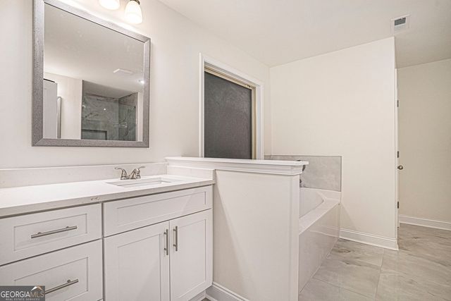 210 Parker Drive, Mcdonough, GA 30253