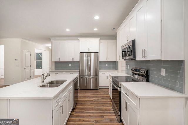 210 Parker Drive, Mcdonough, GA 30253