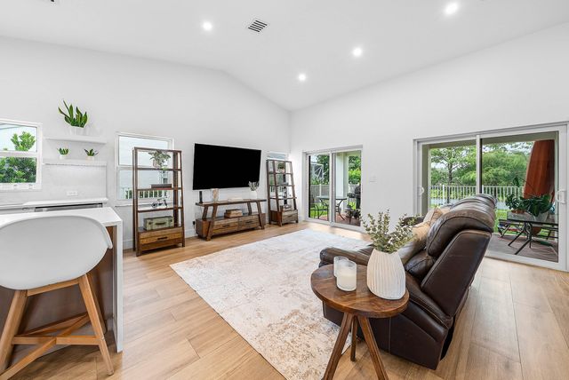 2721 Neaton Court, Wellington, FL 33414