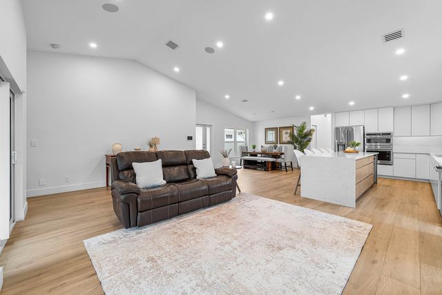 2721 Neaton Court, Wellington, FL 33414