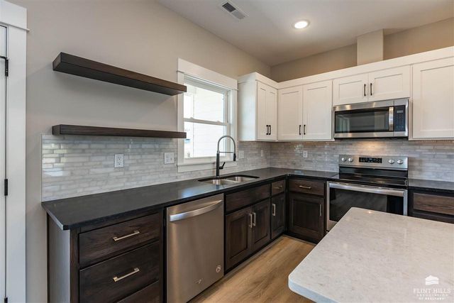 8840 Moonbug Lane, Manhattan, KS 66502