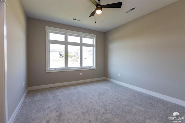 8840 Moonbug Lane, Manhattan, KS 66502