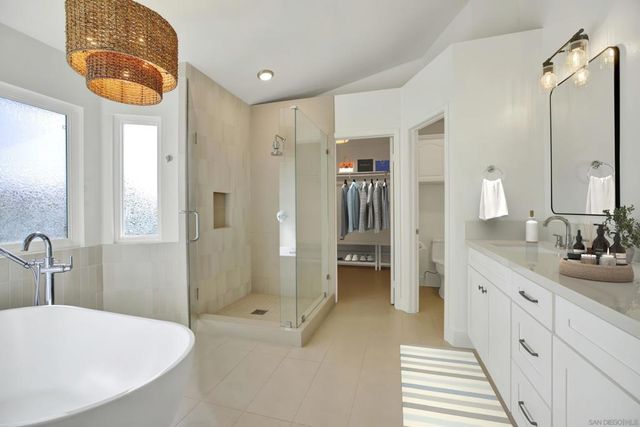 3922 Santa Nella Place, San Diego, CA 92130