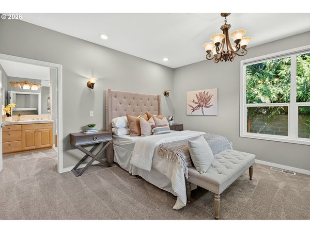 2480 Sw 75TH Ter, Portland, OR 97225