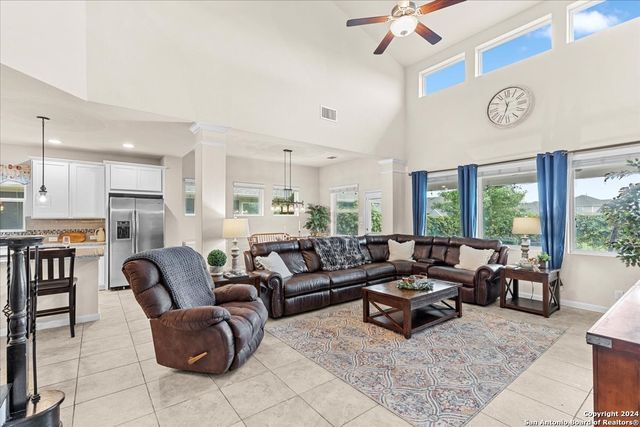 8722 Luckside, Schertz, TX 78154