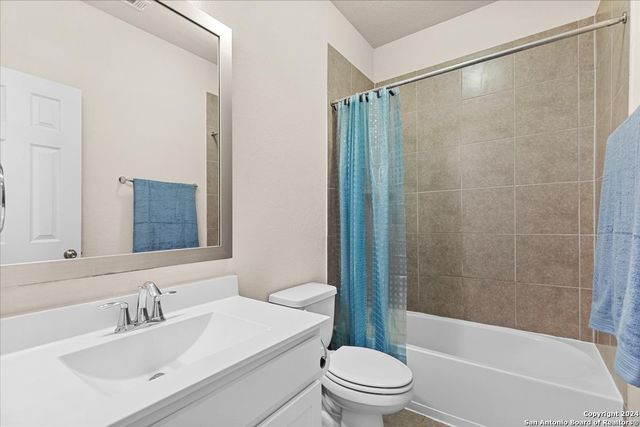 8722 Luckside, Schertz, TX 78154