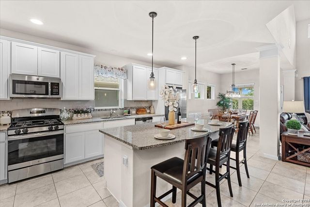 8722 Luckside, Schertz, TX 78154