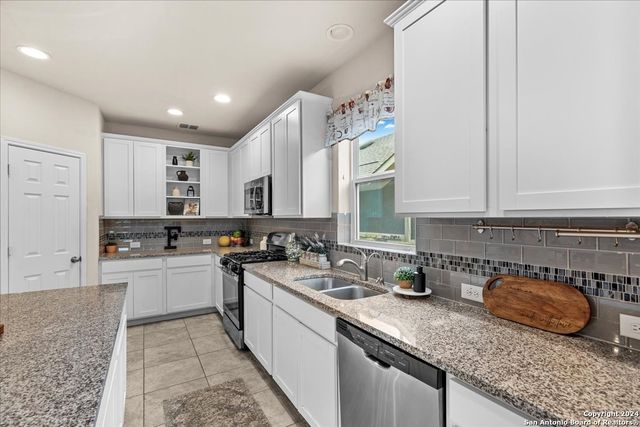 8722 Luckside, Schertz, TX 78154