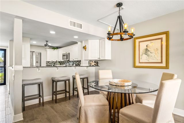 4141 Ocean Drive 208, Vero Beach, FL 32963