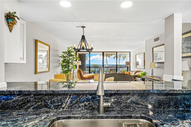4141 Ocean Drive 208, Vero Beach, FL 32963