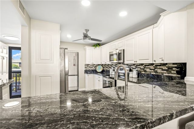 4141 Ocean Drive 208, Vero Beach, FL 32963