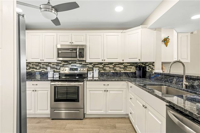 4141 Ocean Drive 208, Vero Beach, FL 32963