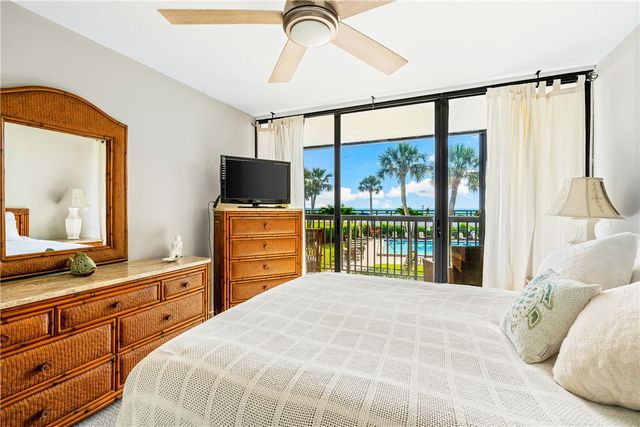 4141 Ocean Drive 208, Vero Beach, FL 32963